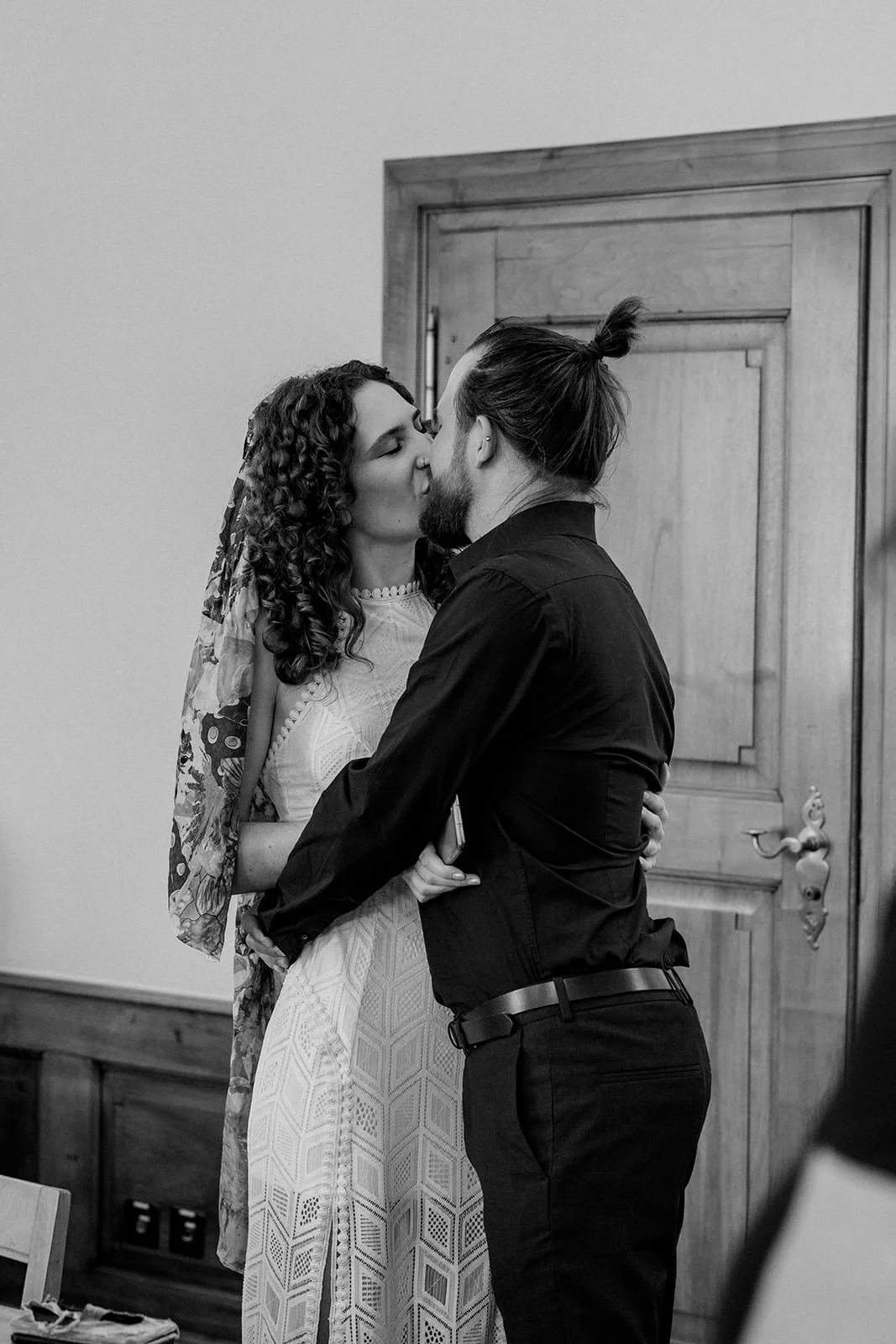 Zivile Trauung und Hochzeit in Lenzburg, Hochzeitsfotografie von Franzie Herre Photography in der Schweiz (Appenzell, St. Gallen, Ostschweiz) und ganz Europa